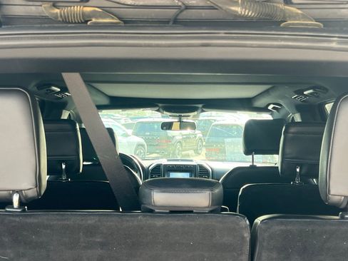 Used 2018 Ford Expedition Limited w/ Equipment Group 301A image 15