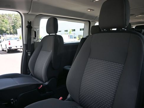 Used 2023 Ford Transit 350 XLT RWD image 5