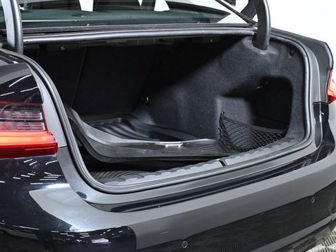 Used 2019 BMW 330i xDrive Sedan w/ Driving Assistance Package image 37