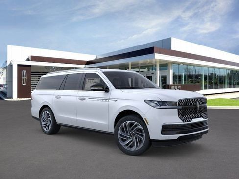 New 2025 Lincoln Navigator L Reserve image 37