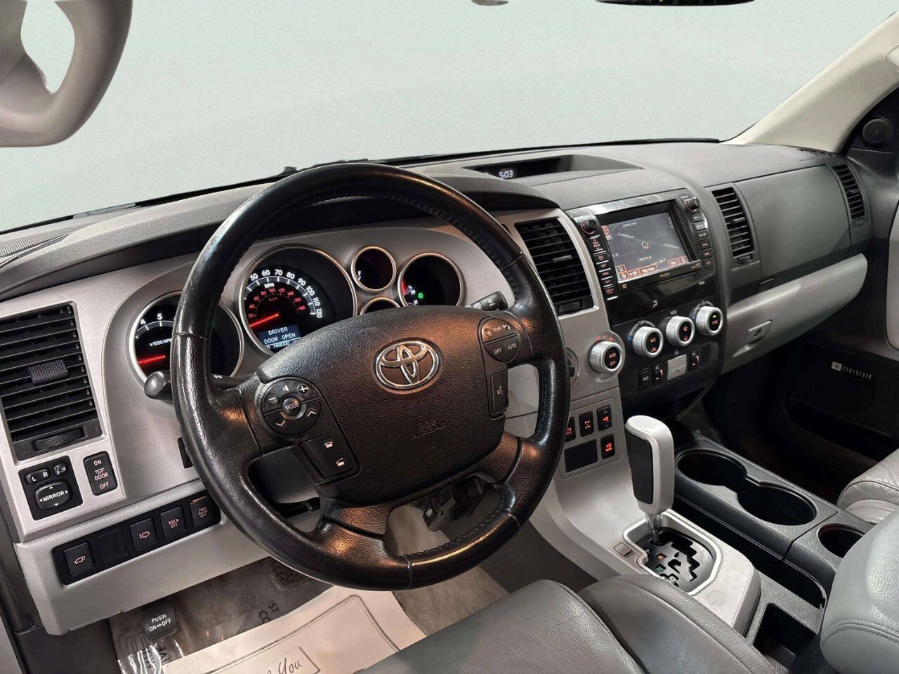 Used 2008 Toyota Sequoia Limited AWD/4WD image 16
