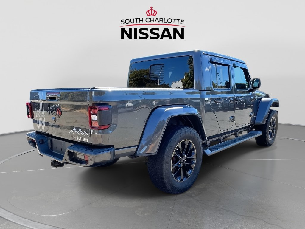 Used 2021 Jeep Gladiator Overland AWD/4WD image 6