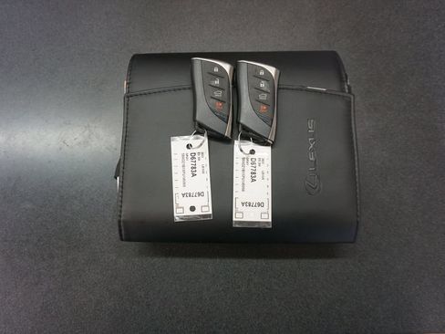 Used 2023 Lexus ES 350 w/ Premium Package FWD image 19