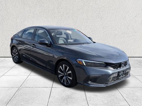 Used 2022 Honda Civic EX-L image 1