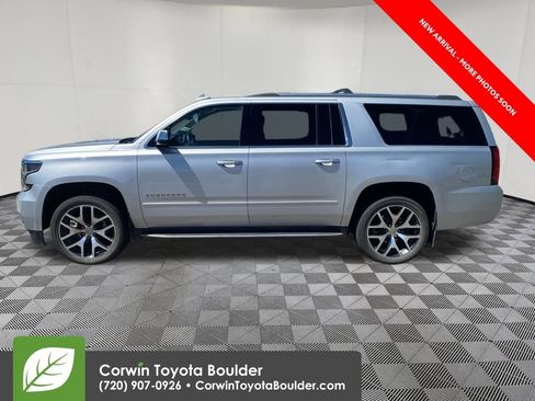 Used 2017 Chevrolet Suburban Premier AWD/4WD image 4