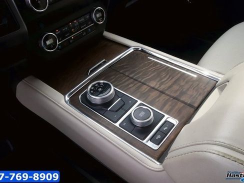 Used 2019 Ford Expedition Max Platinum image 25