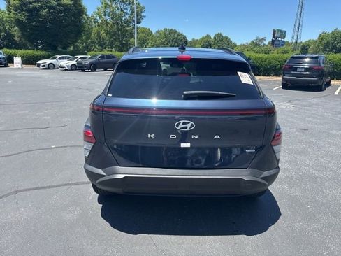 Used 2025 Hyundai Kona SEL AWD/4WD image 5