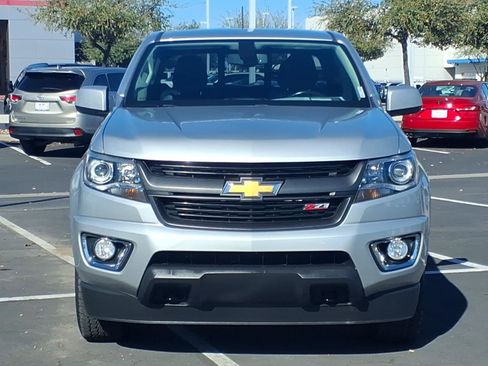Used 2019 Chevrolet Colorado Z71 image 2