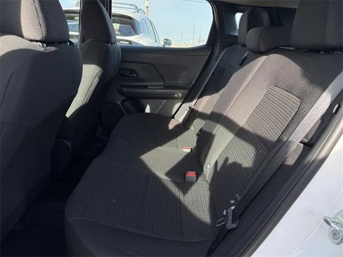 Certified 2025 Nissan Kicks S image 9