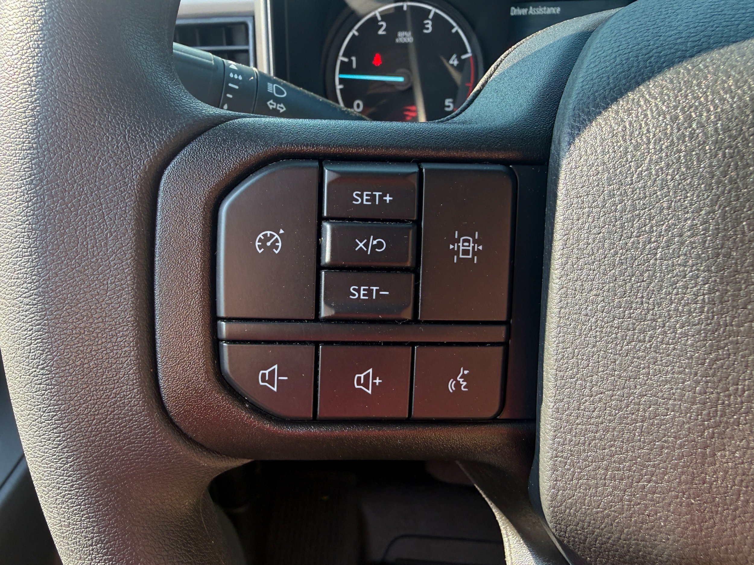 New 2025 Ford F350 XL w/ XL Chrome Package AWD/4WD image 17