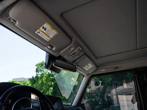 Used 2016 Mercedes-Benz G 550 image 26