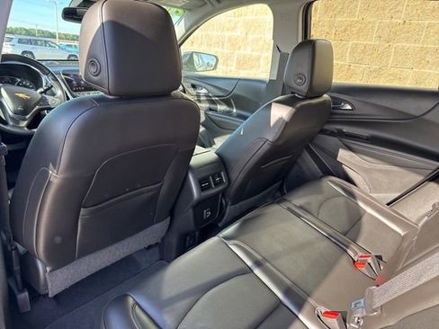Used 2020 Chevrolet Equinox Premier FWD image 23