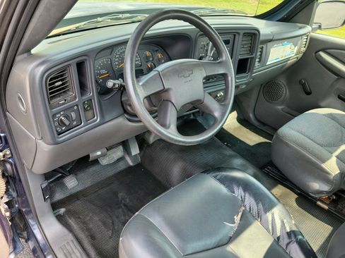 Used 2006 Chevrolet Silverado 1500 W/T image 3