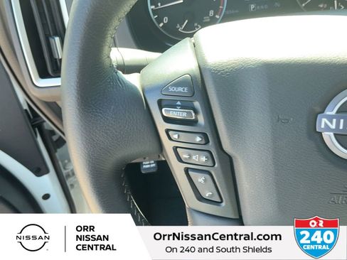 Certified 2025 Nissan Frontier SV w/ SV Convenience Package image 19