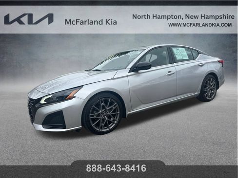 Used 2023 Nissan Altima 2.0 SR FWD image 1