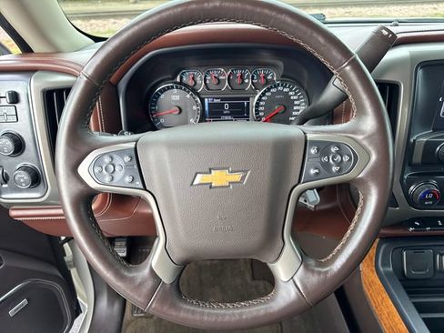 Used 2014 Chevrolet Silverado 1500 High Country w/ High Country Premium Package AWD/4WD image 16