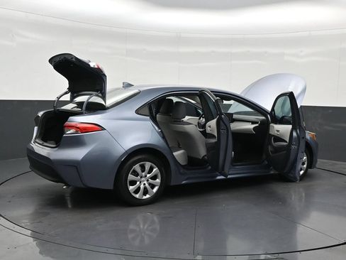 Used 2023 Toyota Corolla LE FWD image 31