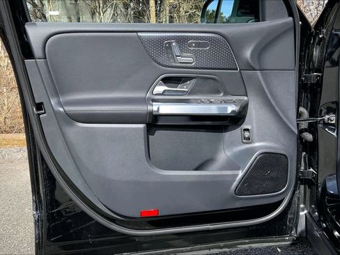 New 2026 Mercedes-Benz GLB 250 4MATIC image 14