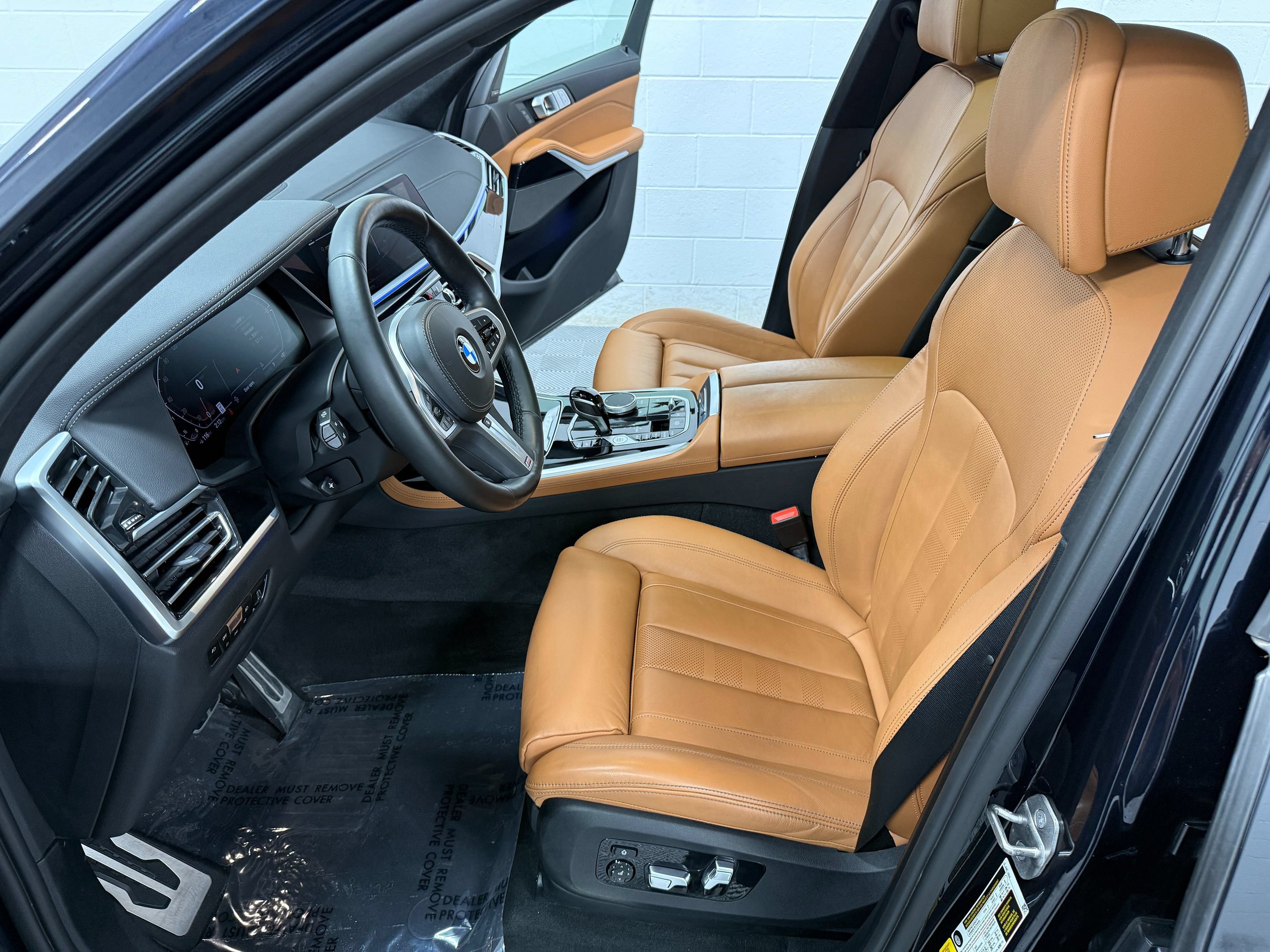 Used 2022 BMW X7 xDrive40i AWD/4WD image 16