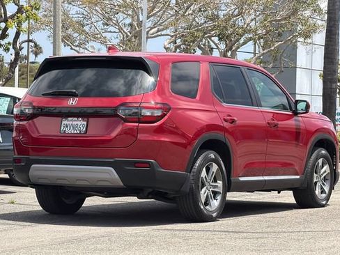 Certified 2024 Honda Pilot EX-L image 4