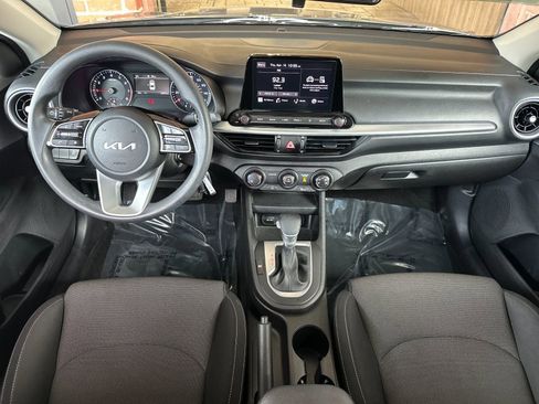 Certified 2023 Kia Forte LXS FWD image 17