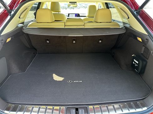 Used 2019 Lexus RX 450h AWD w/ Luxury Package image 28