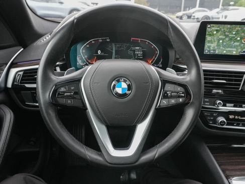 Used 2020 BMW 530i w/ Convenience Package RWD image 17