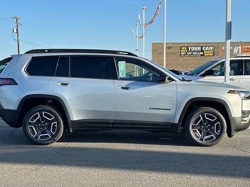 New 2026 Jeep Cherokee Laredo AWD/4WD image 2