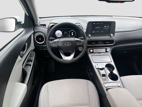 Used 2023 Hyundai Kona SE FWD image 19
