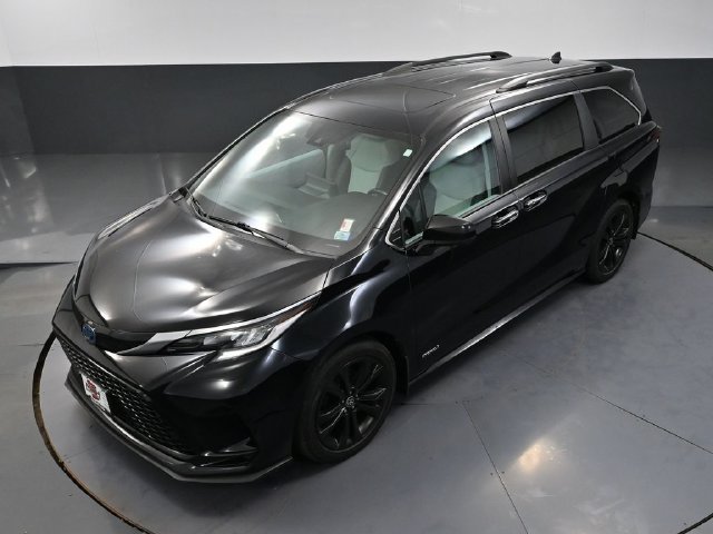 Used 2021 Toyota Sienna XSE FWD image 51