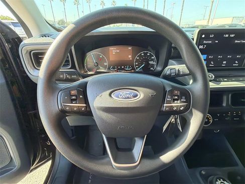 Used 2024 Ford Maverick XL image 8