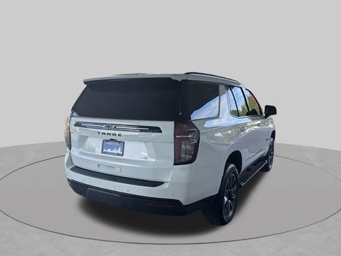 Used 2023 Chevrolet Tahoe Z71 w/ Luxury Package AWD/4WD image 8