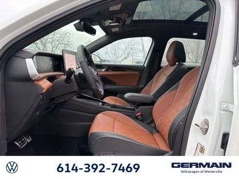 New 2026 Volkswagen Tiguan SEL R-Line image 22