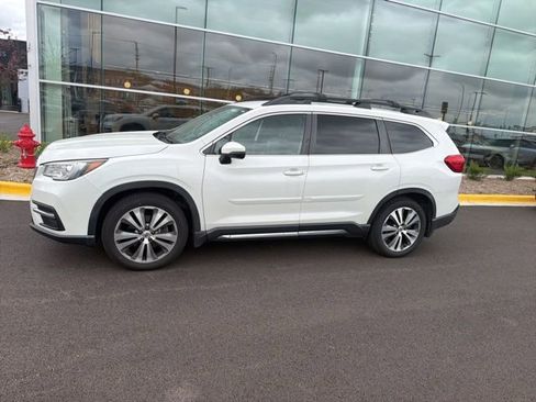 Used 2019 Subaru Ascent Limited AWD/4WD image 2