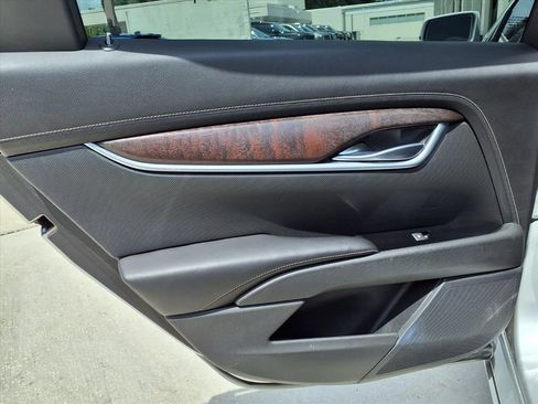 Used 2019 Cadillac XTS Luxury FWD image 17