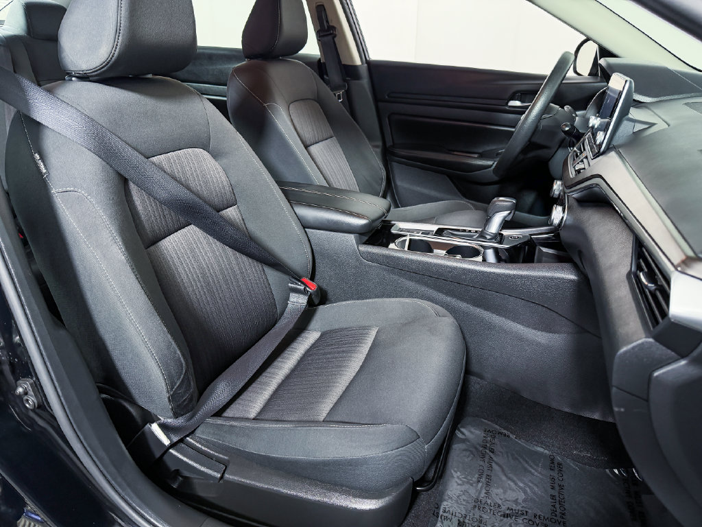 Certified 2024 Nissan Altima 2.5 SV AWD/4WD image 16
