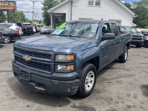 Used 2014 Chevrolet Silverado 1500 W/T w/ Trailering Package AWD/4WD image 3