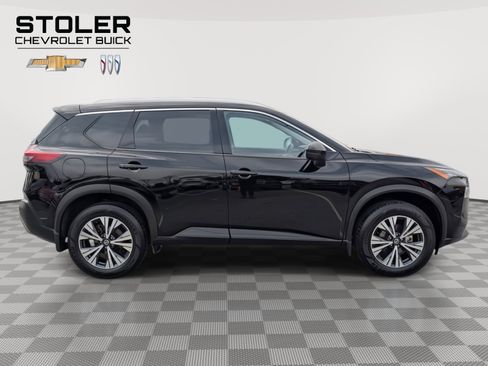 Used 2021 Nissan Rogue SV w/ Premium Package image 6