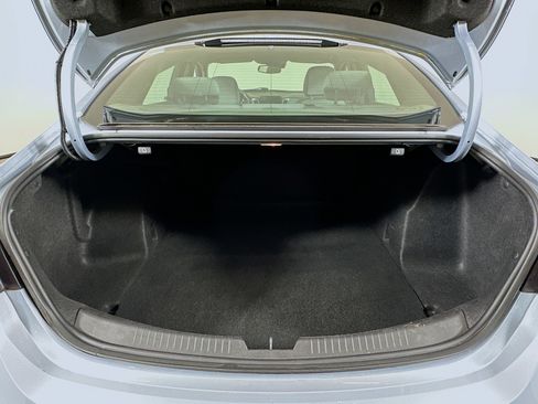 Used 2018 Chevrolet Malibu LT w/ Driver Confidence Package image 27