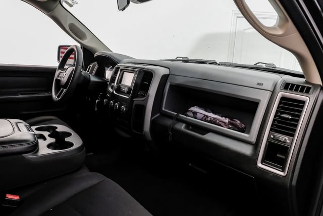 Used 2019 RAM 1500 Tradesman w/ Tradesman SXT Package RWD image 18