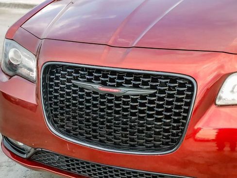 Used 2023 Chrysler 300 S image 6