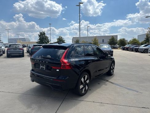 Used 2024 Volvo XC60 T8 Plus w/ Protection Package Premier AWD/4WD image 7