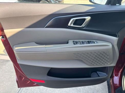 New 2026 Kia Carnival image 22