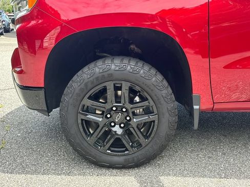 Used 2023 Chevrolet Silverado 1500 LT Trail Boss w/ LT Trail Boss Premium Package AWD/4WD image 11