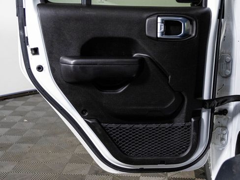 Used 2021 Jeep Wrangler Unlimited Sport AWD/4WD image 33