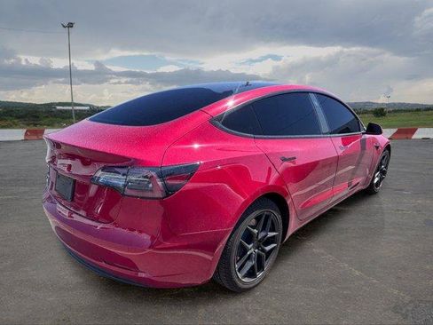 Used 2022 Tesla Model 3 RWD image 3