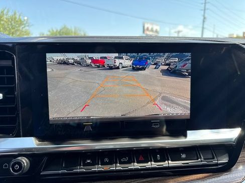 Used 2023 Chevrolet Silverado 1500 LT AWD/4WD image 20