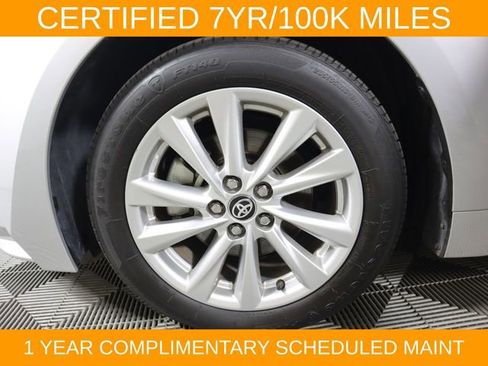Used 2023 Toyota Corolla LE w/ LE Premium Package FWD image 27