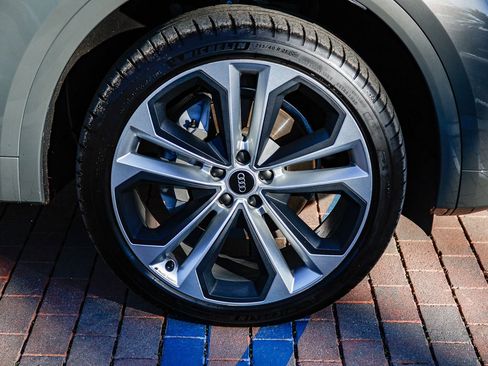 Certified 2023 Audi Q5 2.0T Premium Plus w/ Premium Plus Package image 11