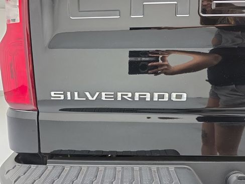 Certified 2021 Chevrolet Silverado 1500 Custom AWD/4WD image 47